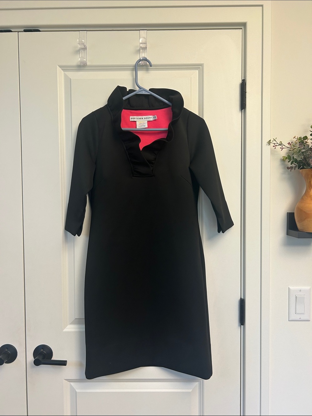 $219 GRETCHEN SCOTT size S Black Ruffleneck Dress 3/4 slv stretch Ruffle Neck - Picture 2 of 4